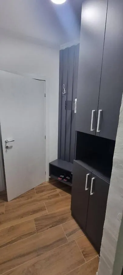 #2 Lovely Spacious 1-Bedroom Apart Tirana